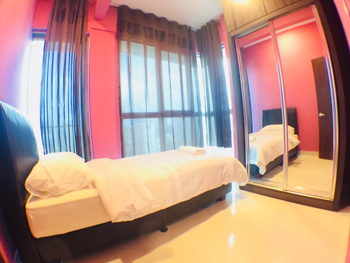 Regalia Suites By Ihost Kuala Lumpur Exterior photo