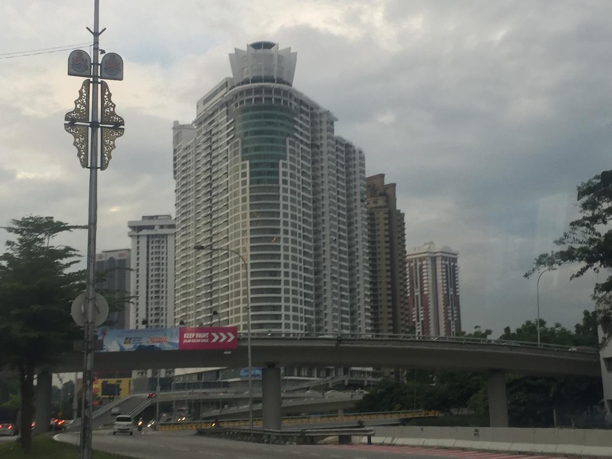 Regalia Suites By Ihost Kuala Lumpur Exterior photo